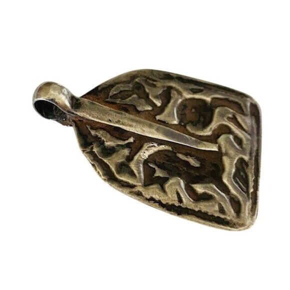 Vintage Tribal Silver Durga Goddess Amulet Pendant Lion Motiff India - Picture 5 of 9